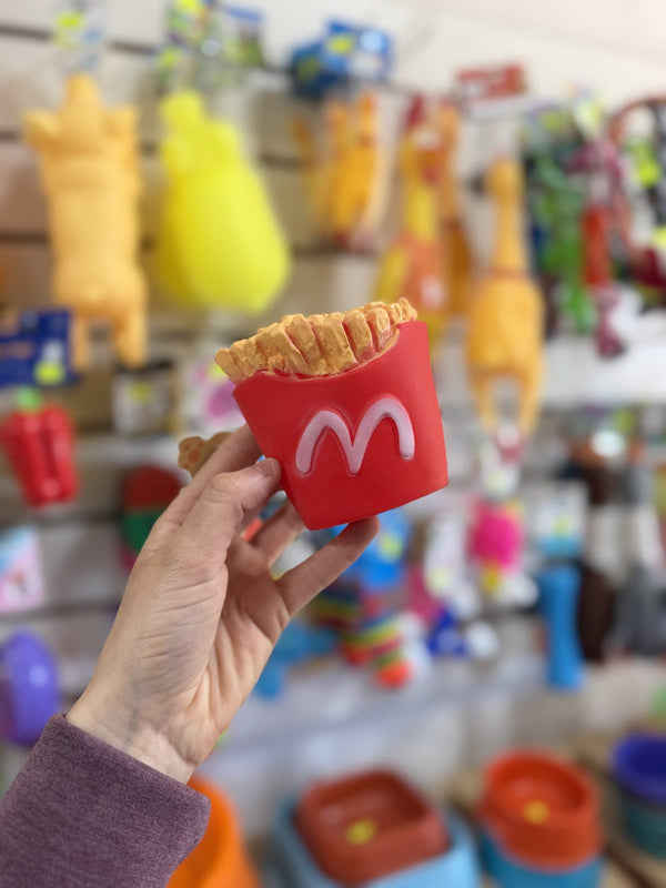 Papas fritas de goma rojas
