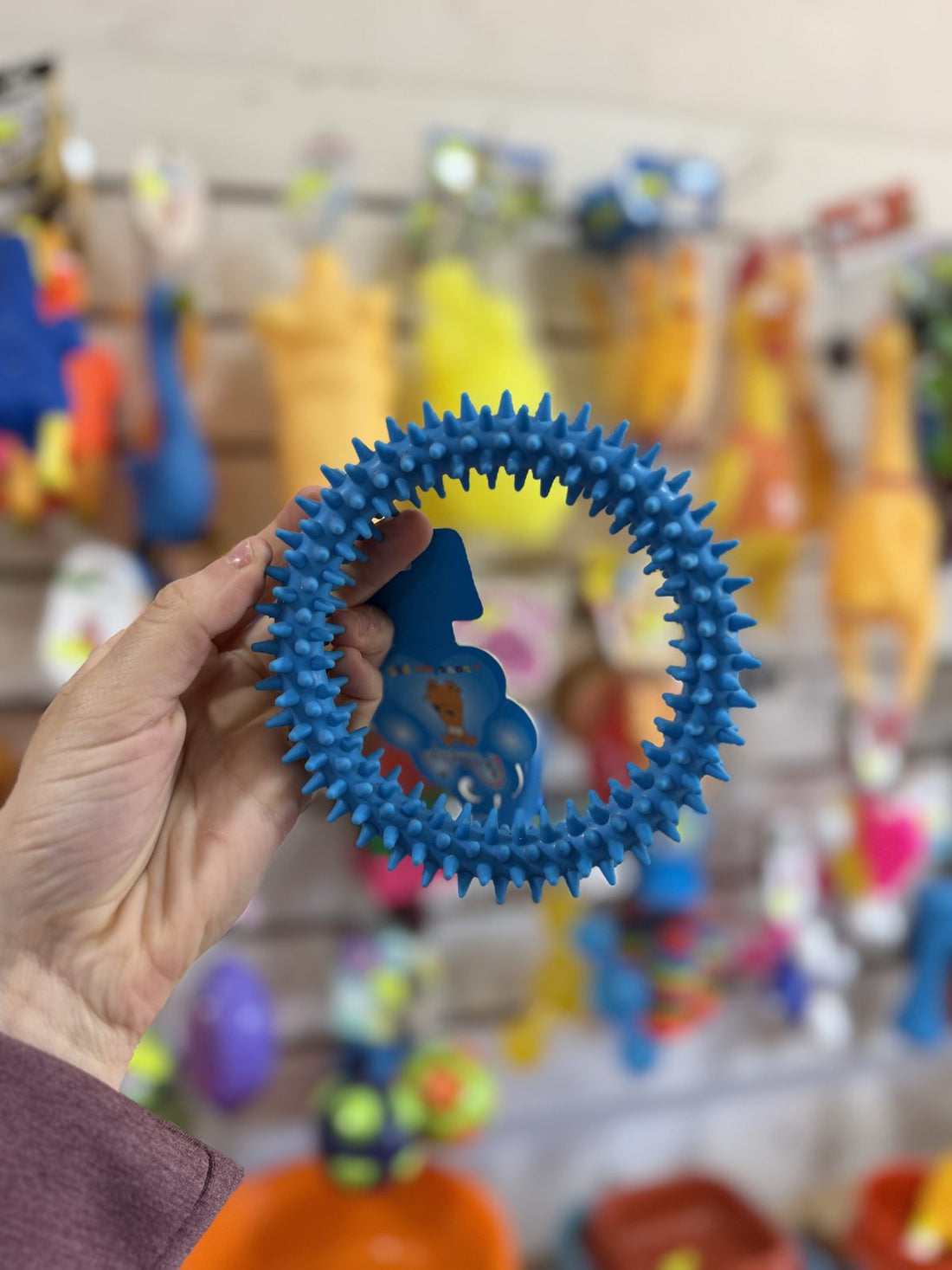 Aro mordillo con púas azul